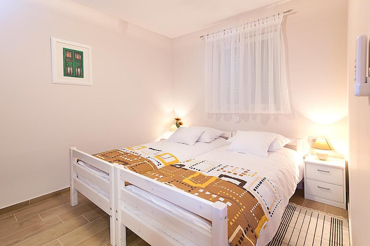 Apartment Ragusa Palace 3 Funjestra Kültér fotó